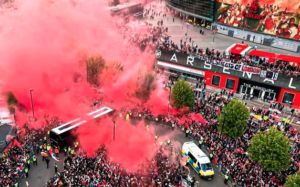 Emirate stadium is Red!