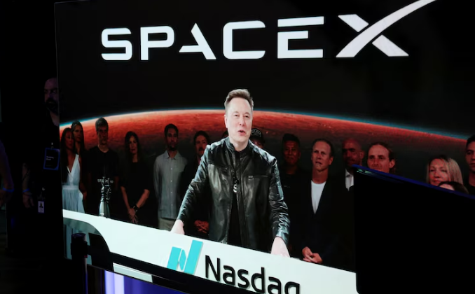 Elon Musk Becomes the World’s First Trillionaire