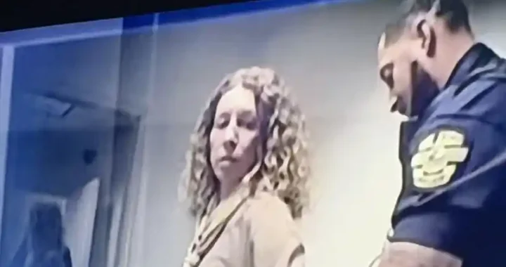 Florida Mother Arrested at Airport After Leaving 4 Kids Home Alone During Las Vegas Work Trip