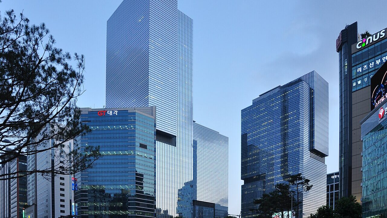 Samsung Posts Record ₩107 Trillion Quarterly Profit on AI Chip Boom, Declares $22.5bn Dividend